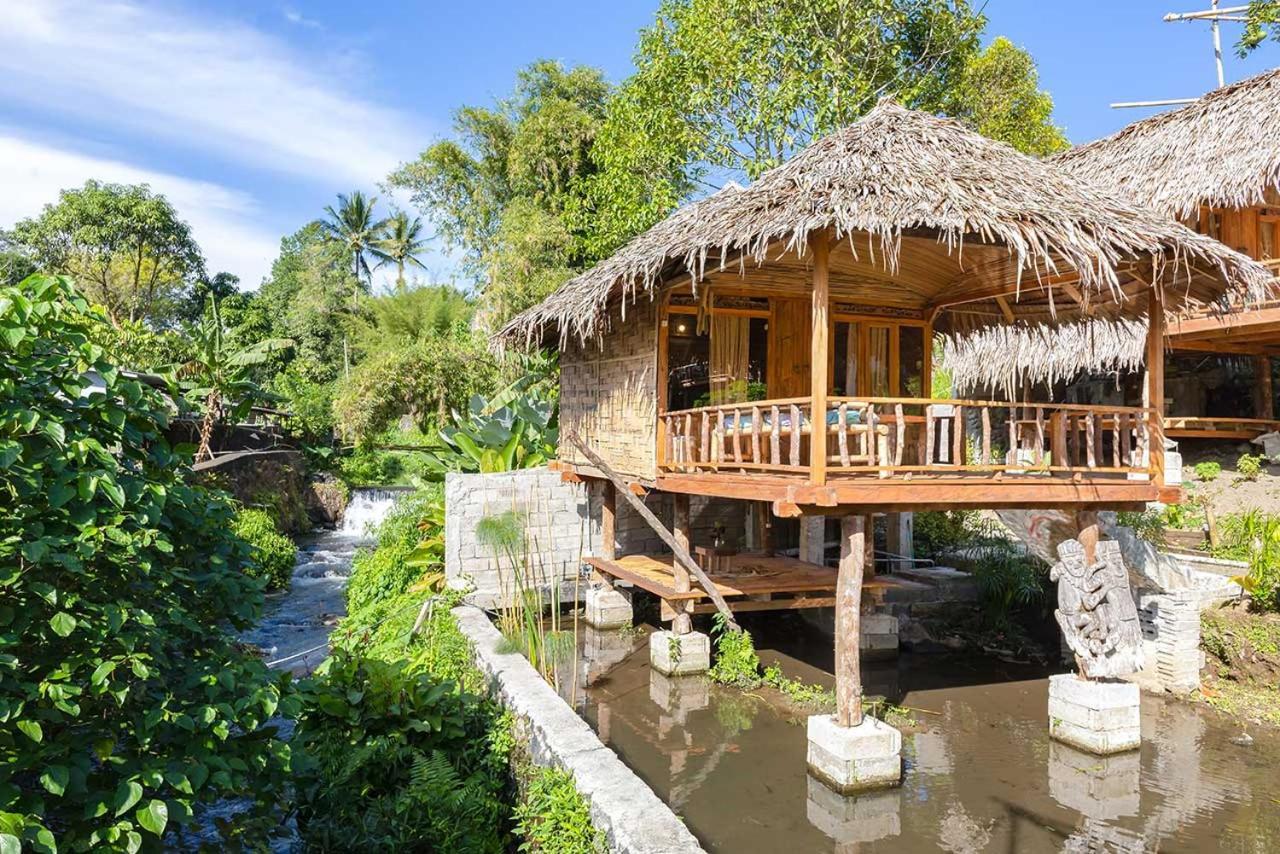 Onong'S Homestay & Cafe Tomohon Exteriér fotografie